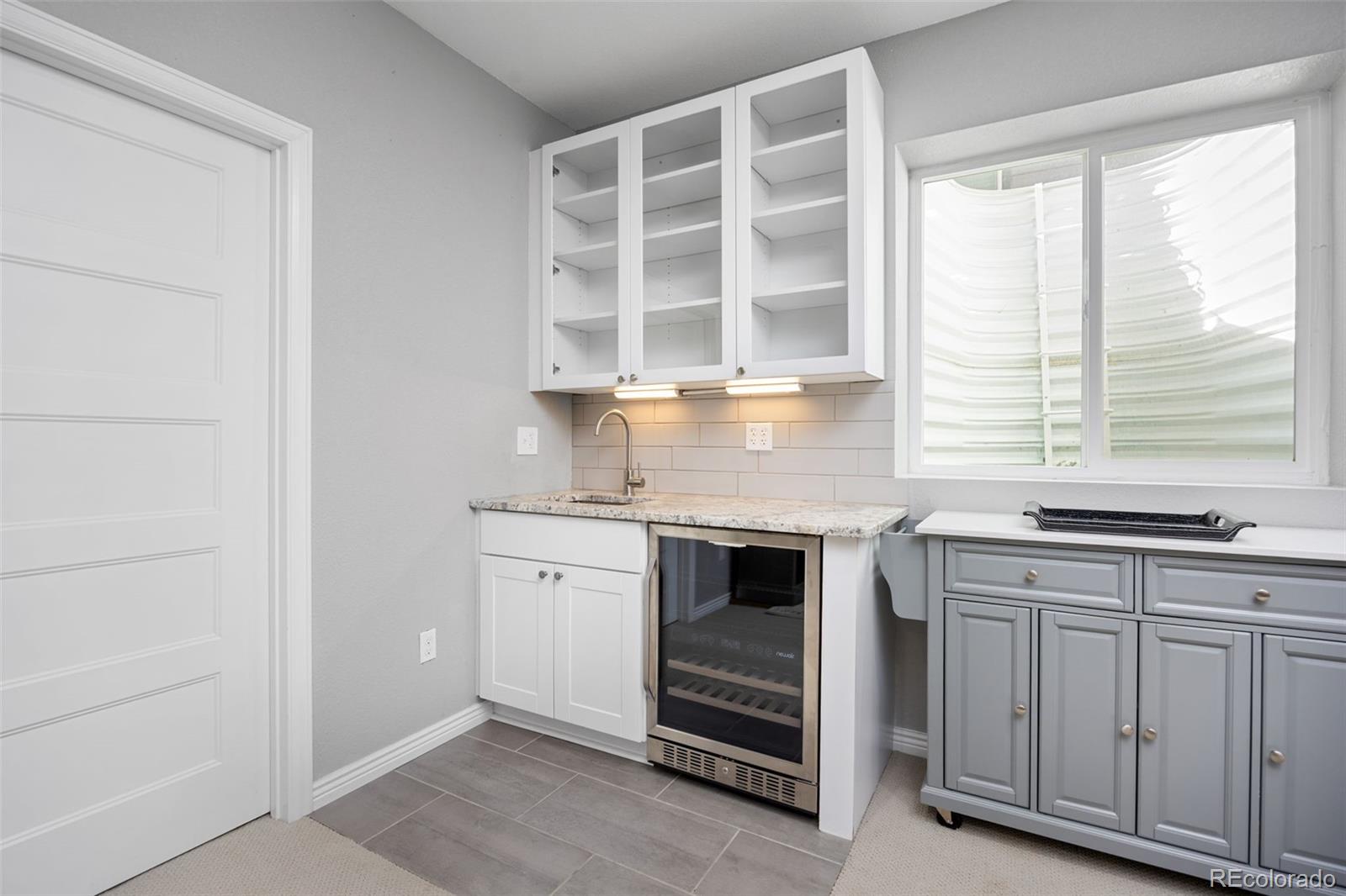 525 Grenville Circle