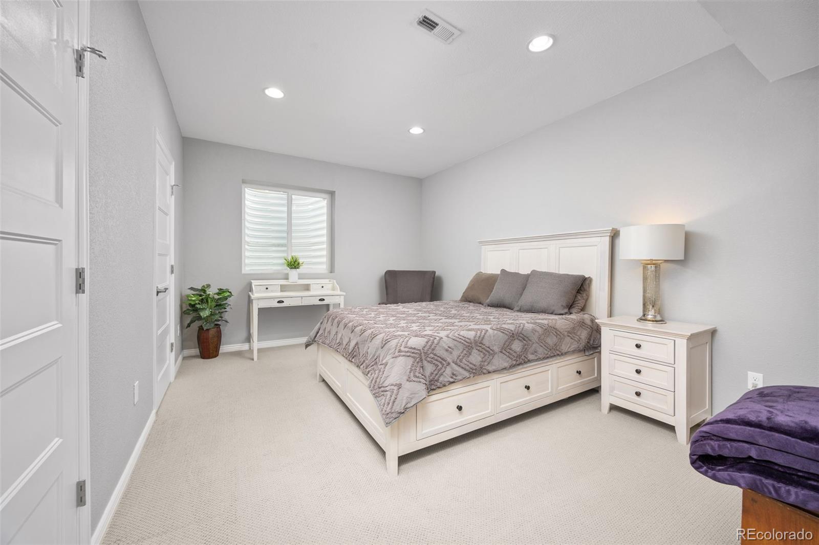 525 Grenville Circle