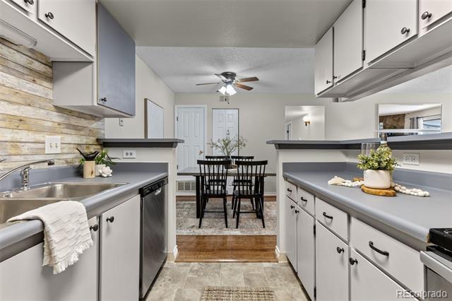 18302 E Kepner Place Unit: 203