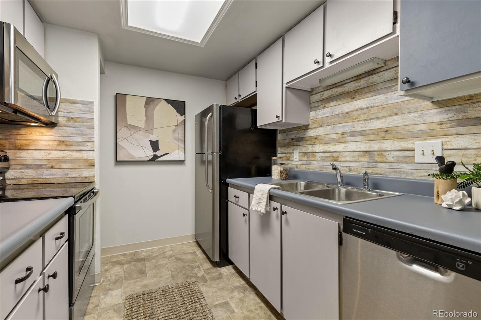 18302 E Kepner Place Unit: 203