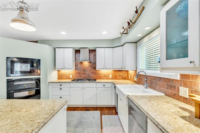 18940 Pebble Beach Way