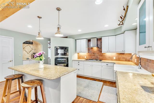 18940 Pebble Beach Way