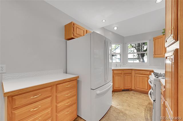 5008 S Nelson Street Unit: B