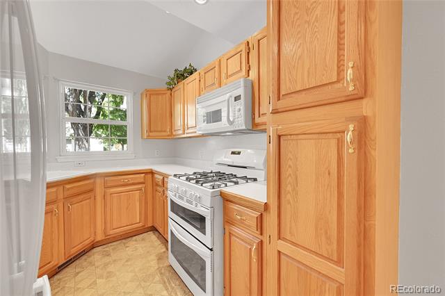 5008 S Nelson Street Unit: B