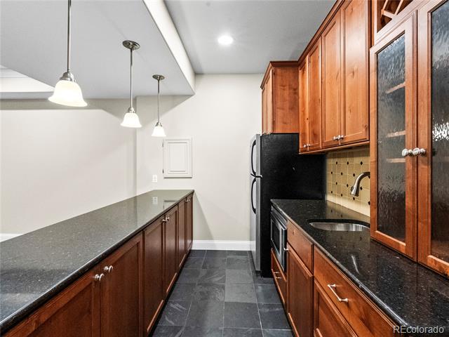 7899 E 28th Place