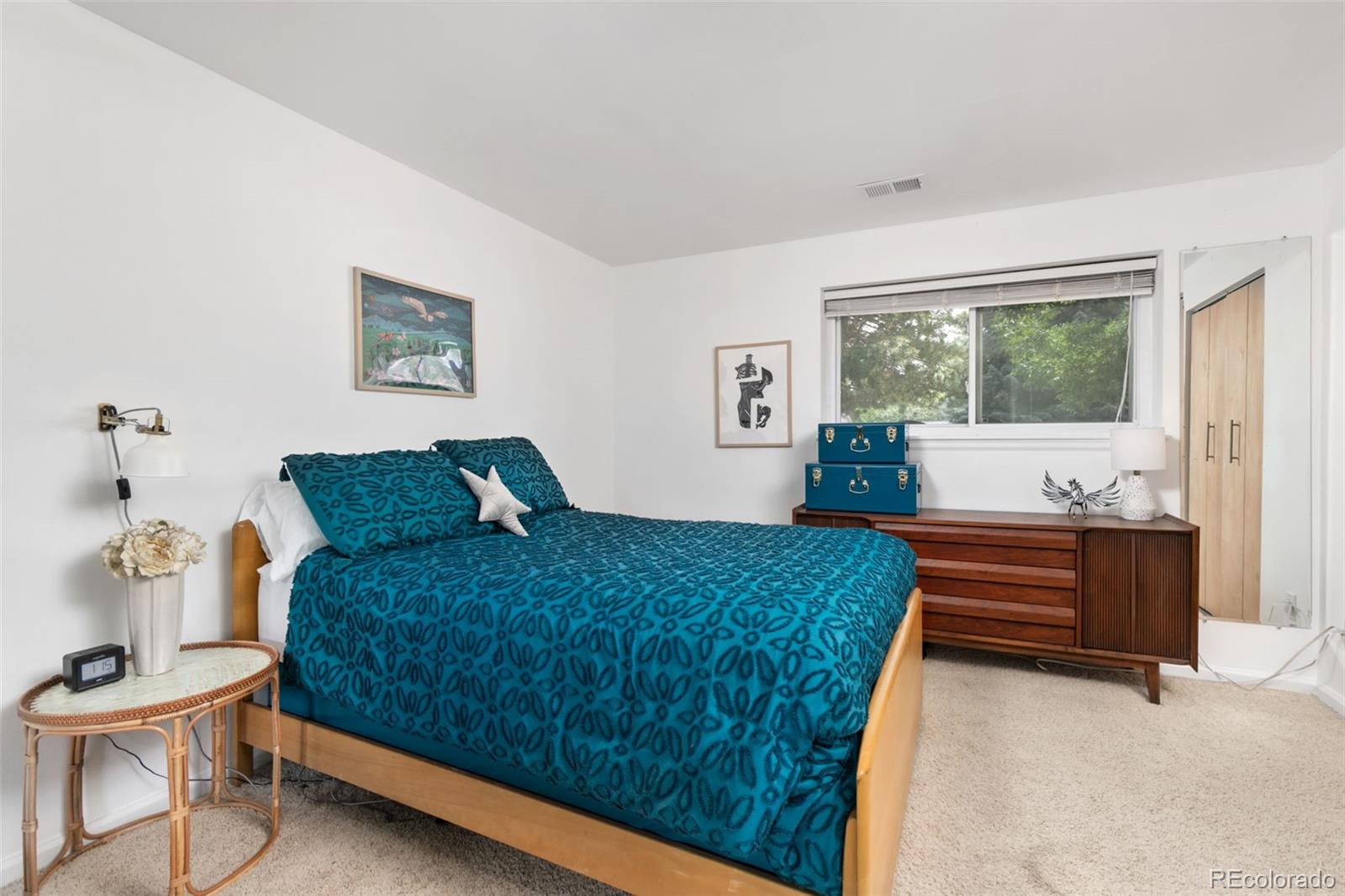 211 Lucerne Way