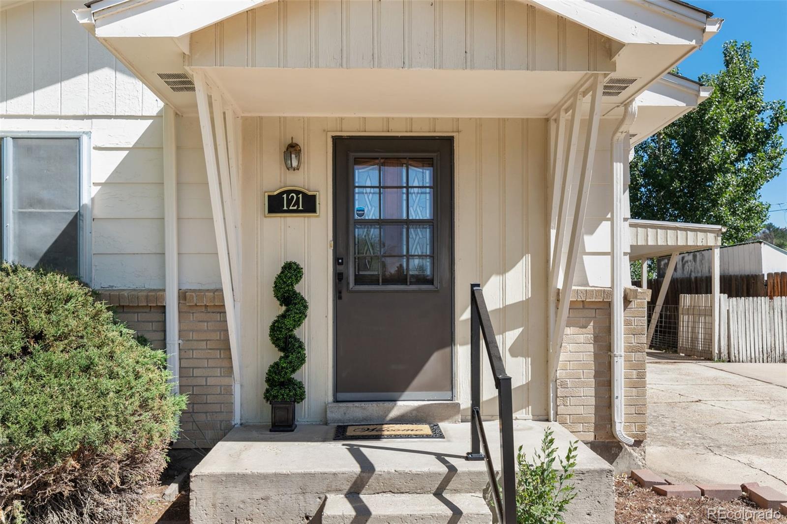 121 Ash Avenue
