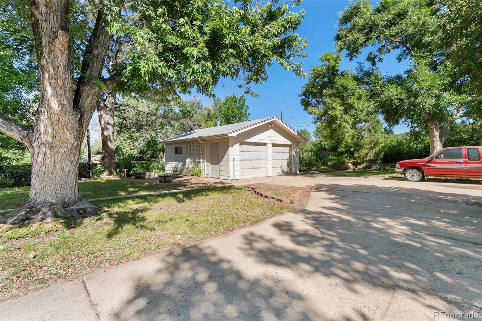 121 Ash Avenue