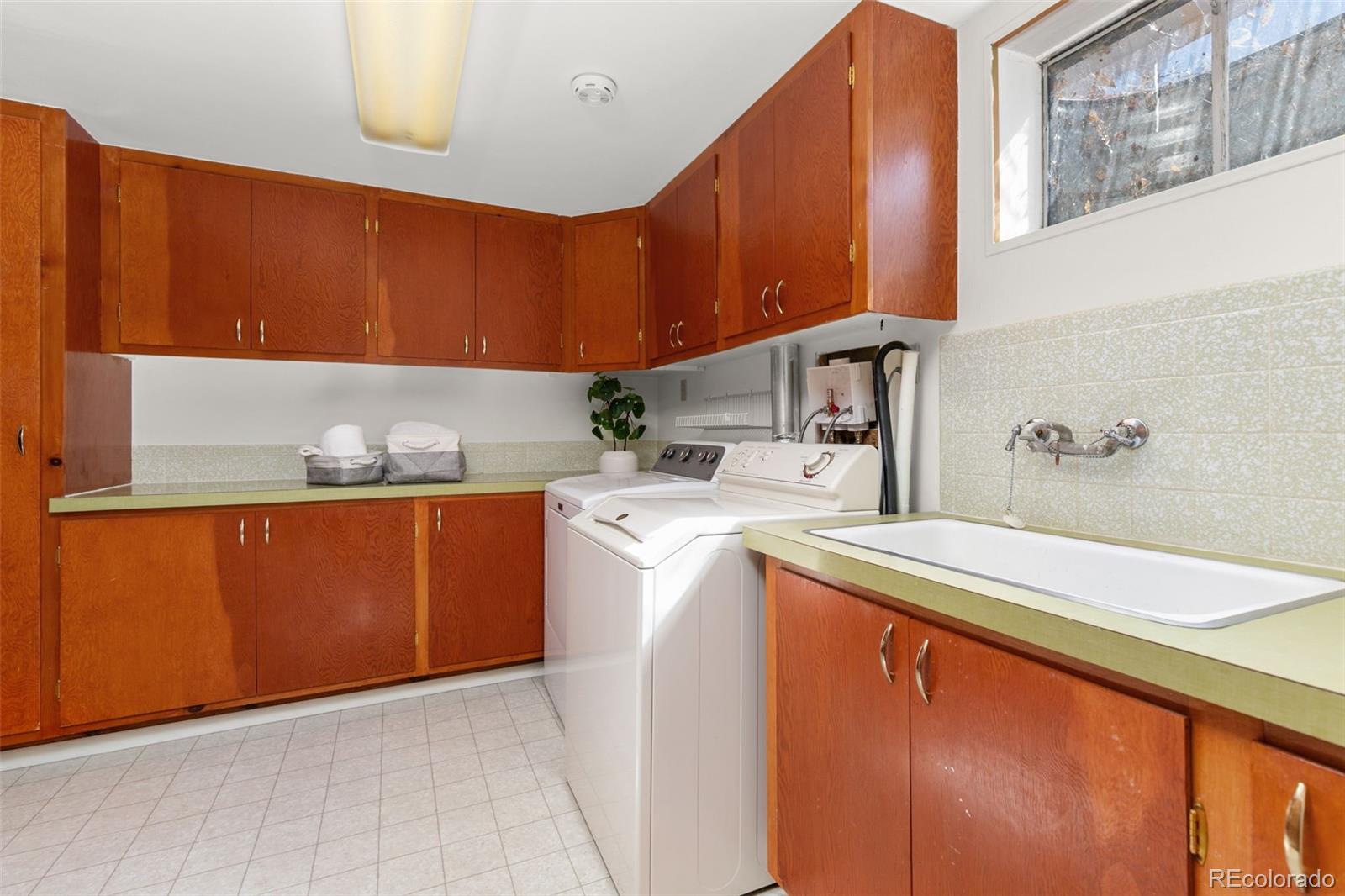 121 Ash Avenue