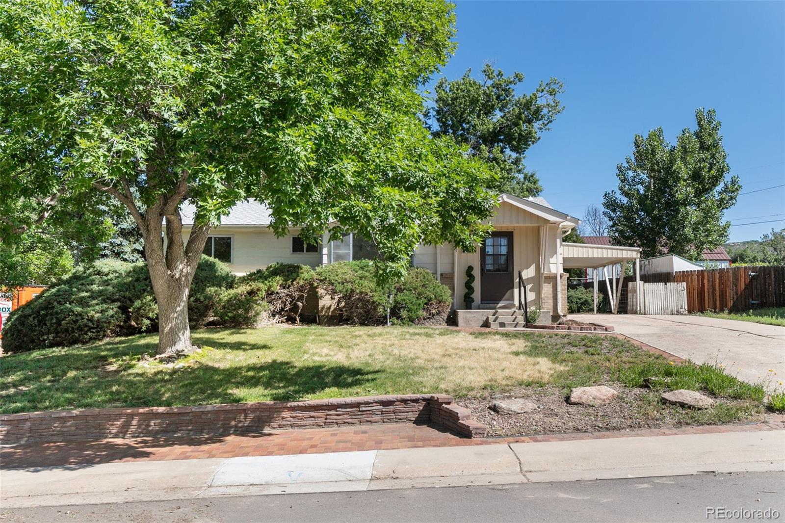 121 Ash Avenue