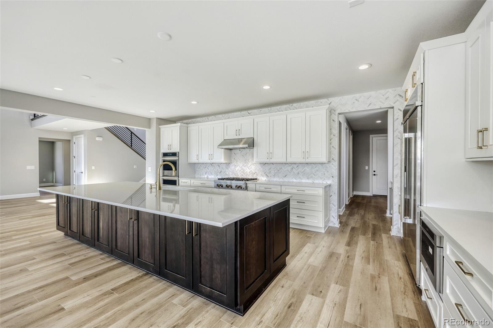 5990 Hickory Oaks Trail