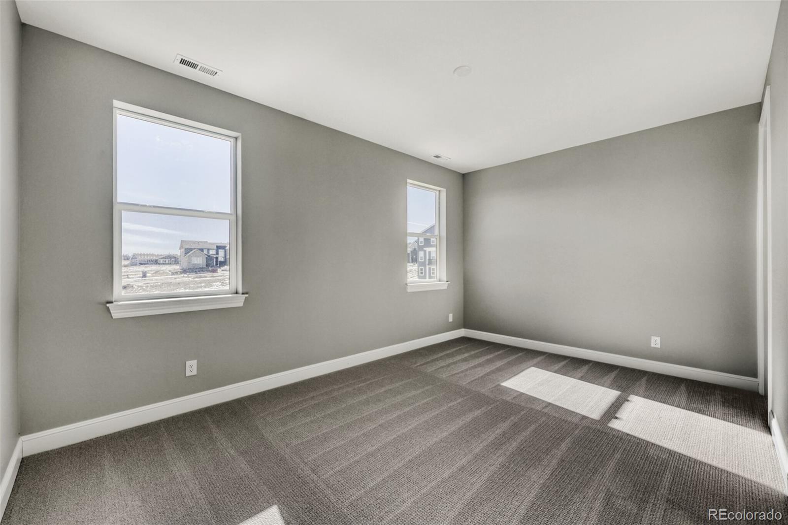 5990 Hickory Oaks Trail