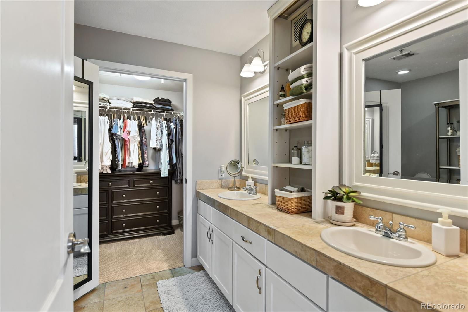 1489 Steele Street Unit: 310