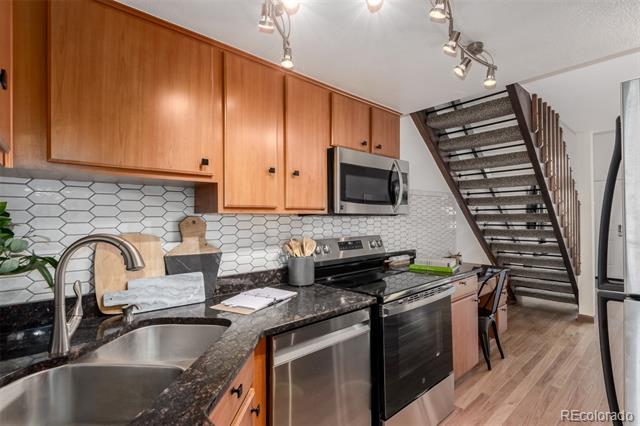 1885 S Quebec Way Unit: B22