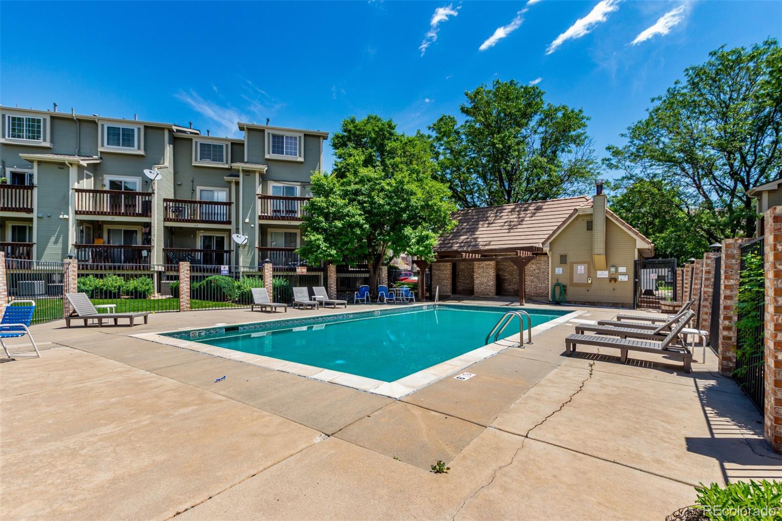 1885 S Quebec Way Unit: B22