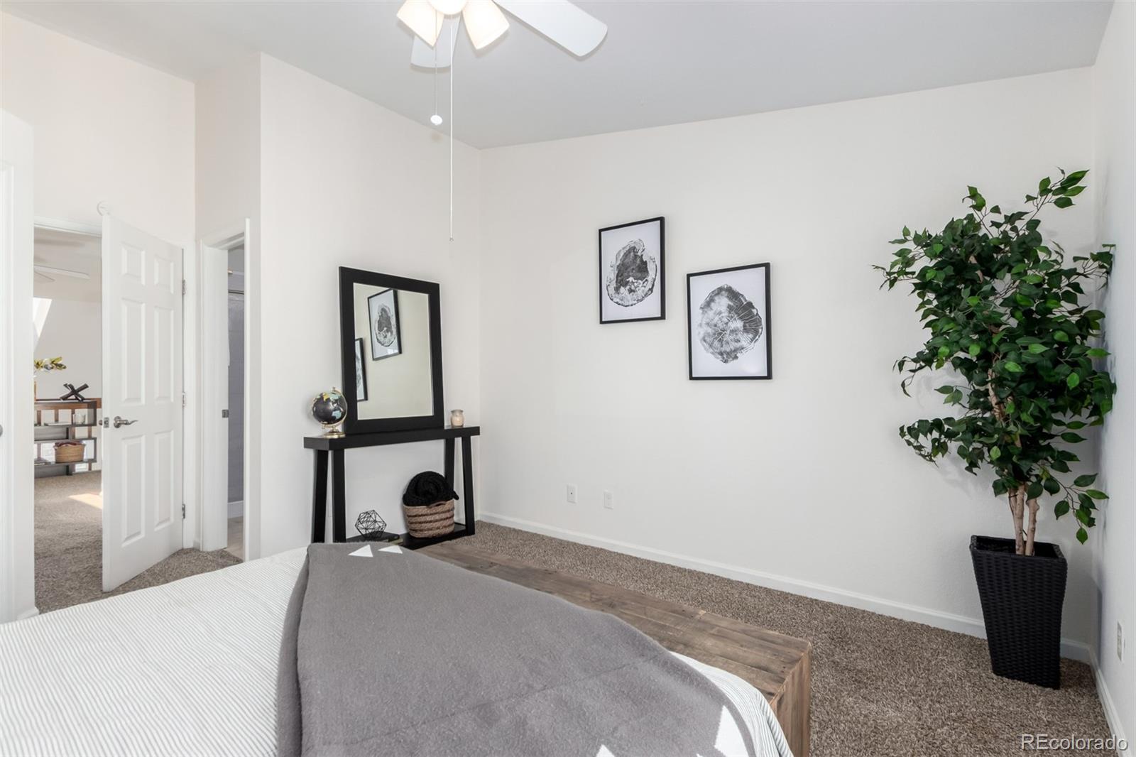 1885 S Quebec Way Unit: B22