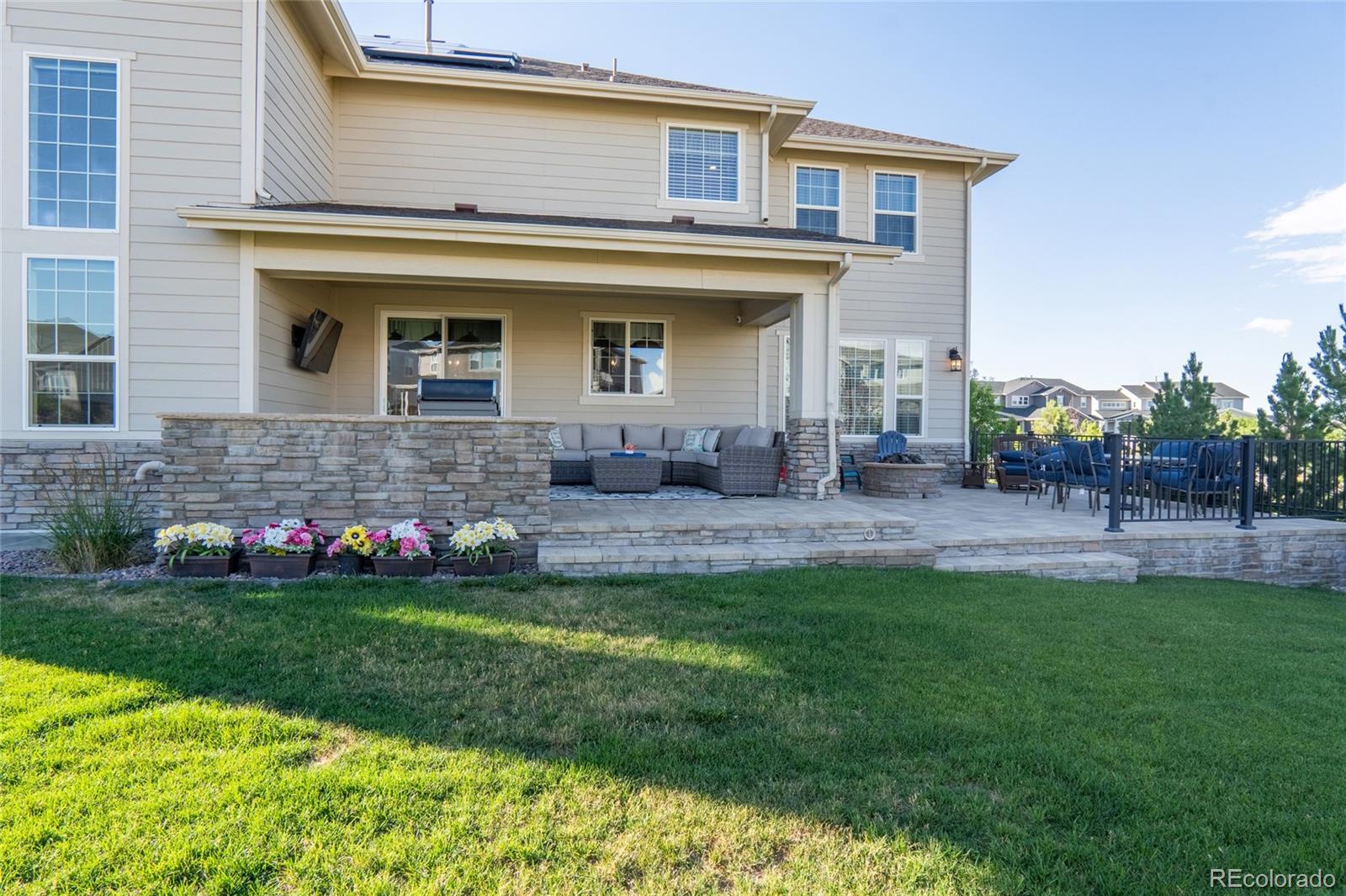 27624 E Euclid Drive