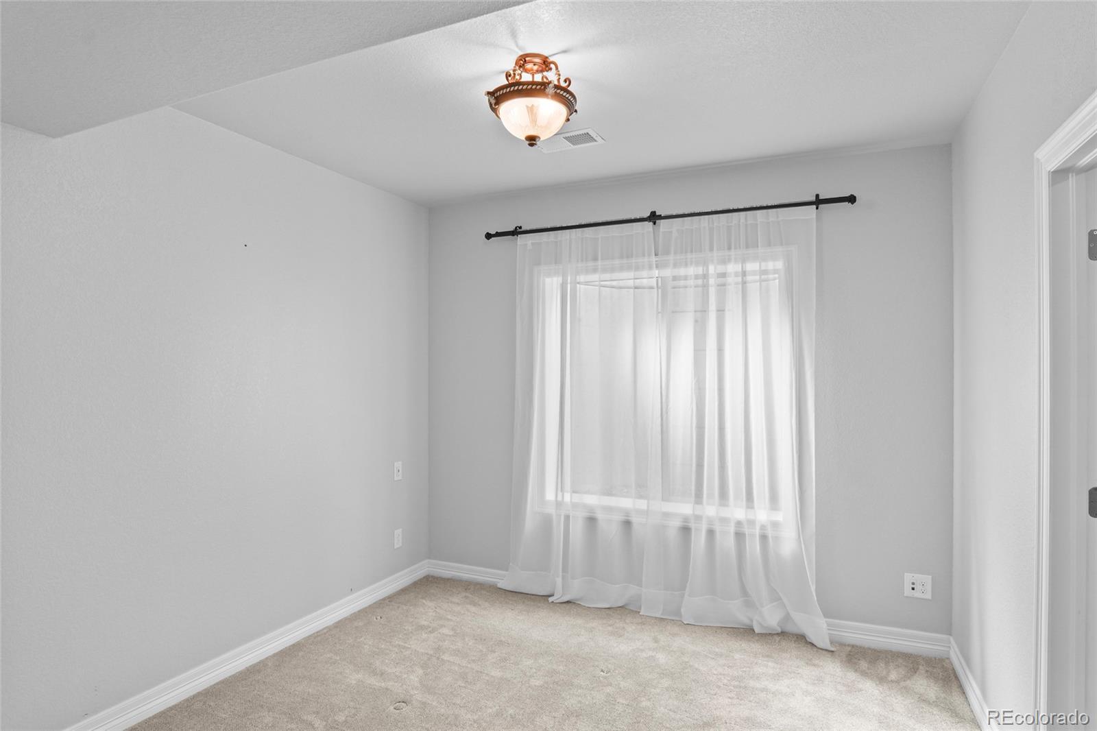 27624 E Euclid Drive