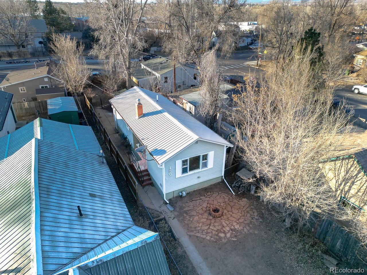 150 W 2nd St