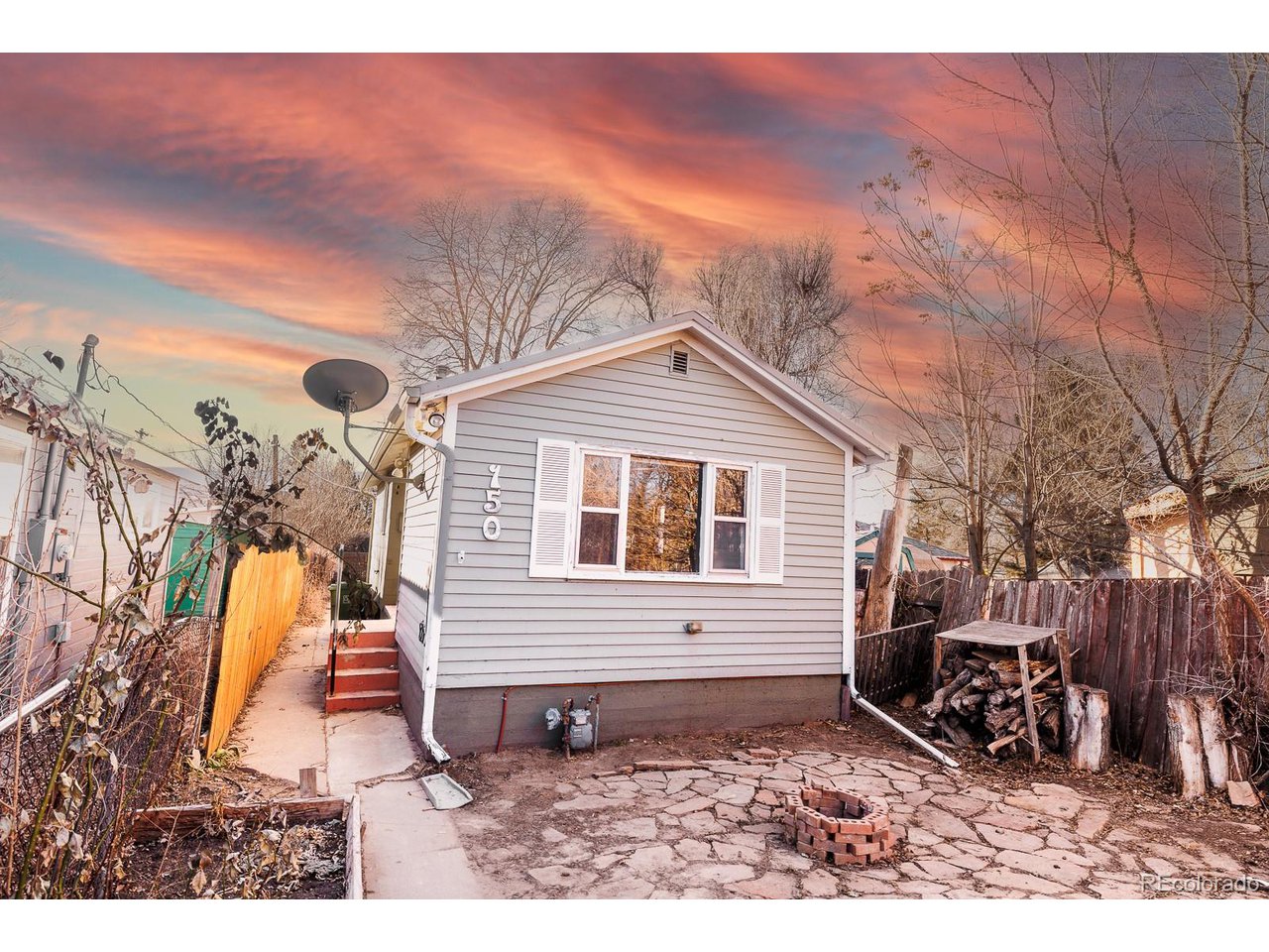 150 W 2nd St