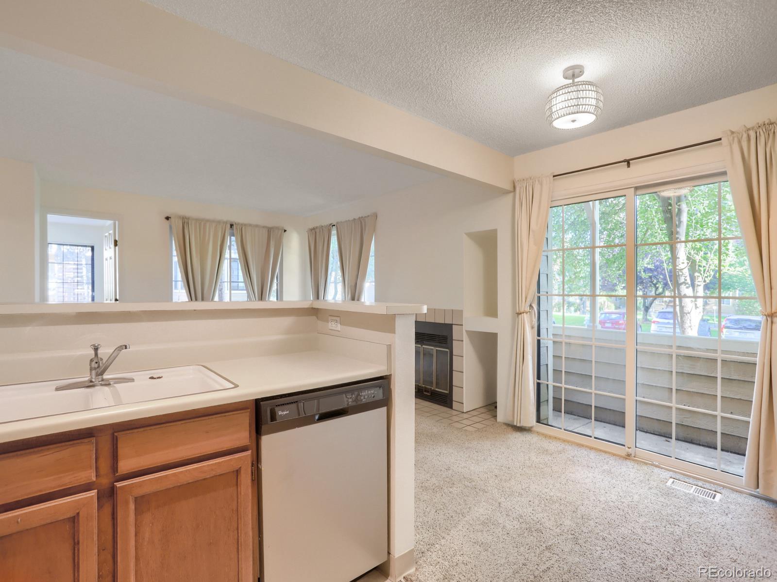 4819 White Rock Circle