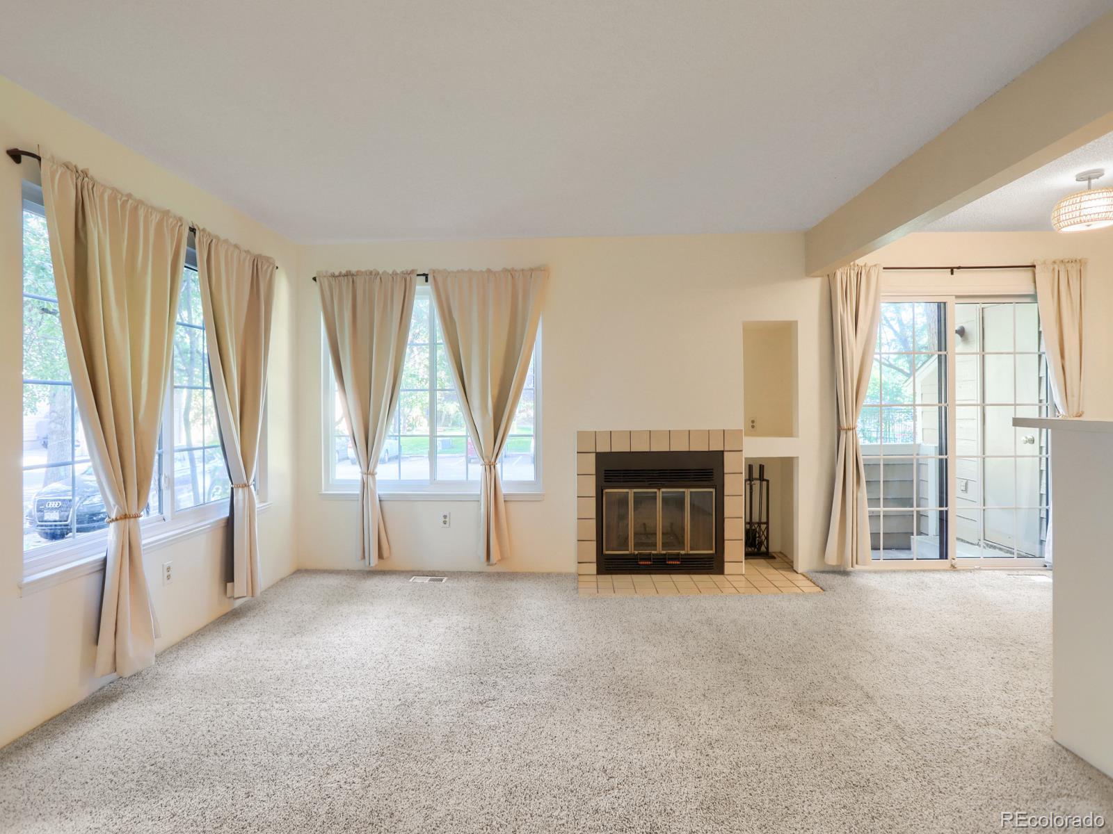 4819 White Rock Circle