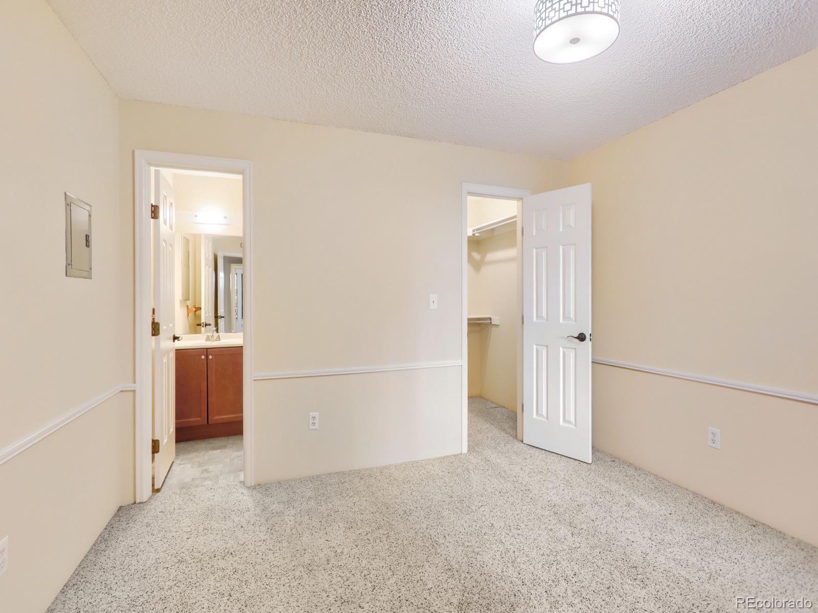 4819 White Rock Circle