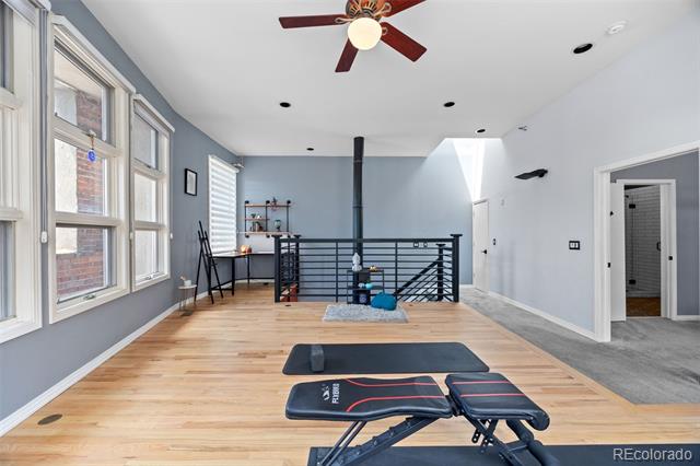225 N Lincoln Street Unit: 3