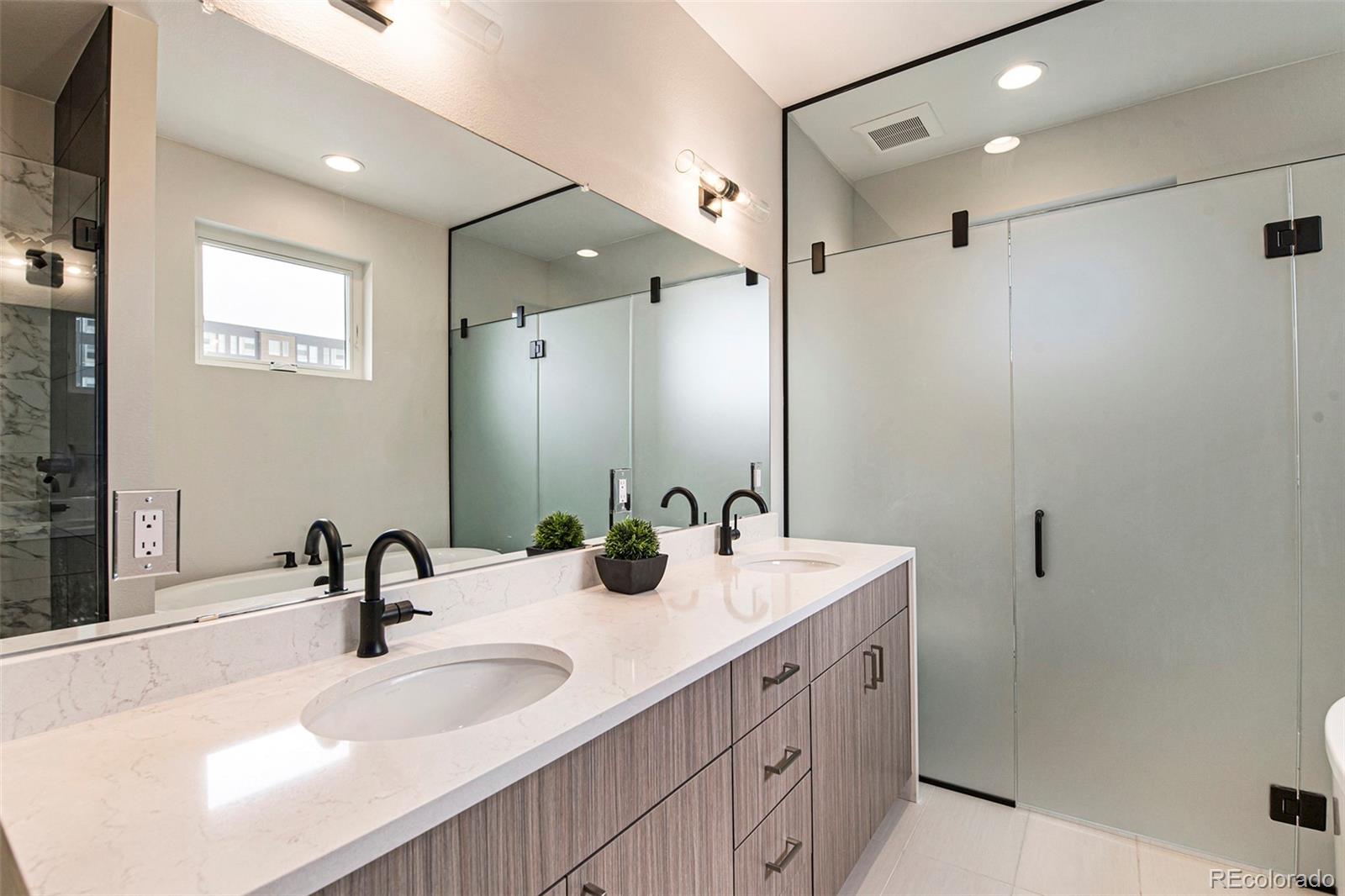 6748 E Lowry Boulevard Unit: C1
