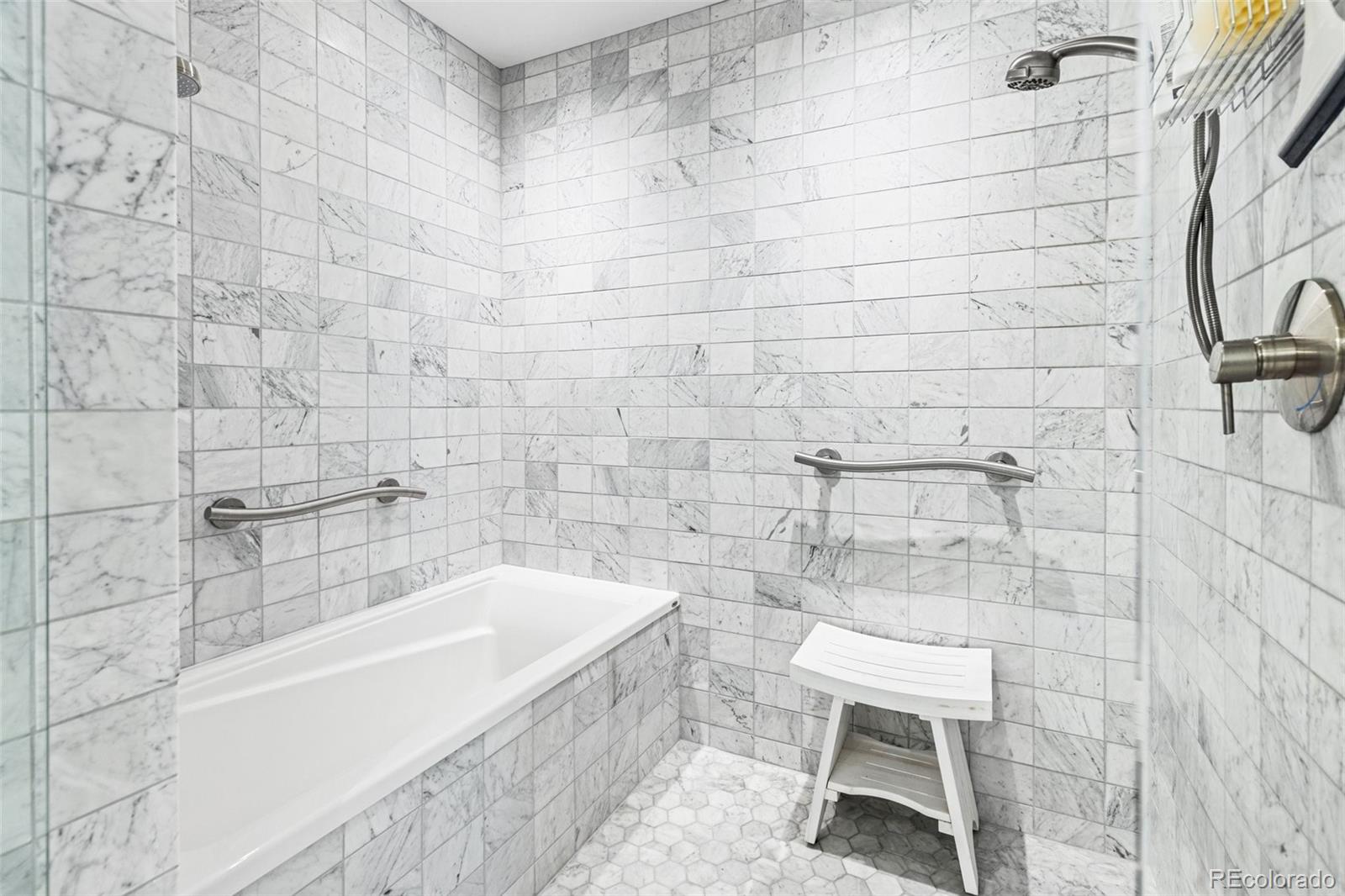 1750 Wewatta Street Unit: 1230