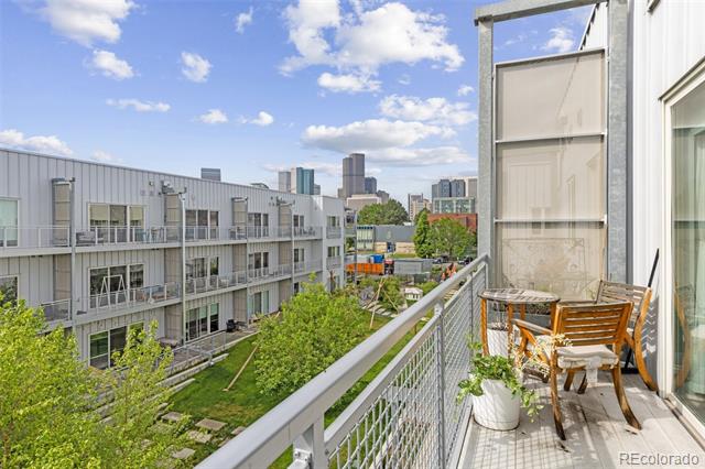 2550 Lawrence Street Unit: RB306