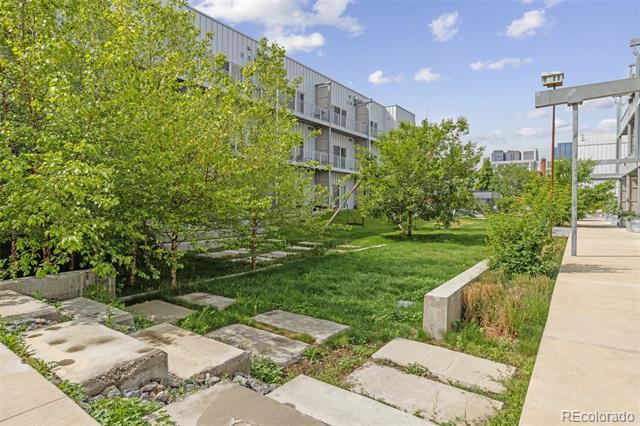2550 Lawrence Street Unit: RB306