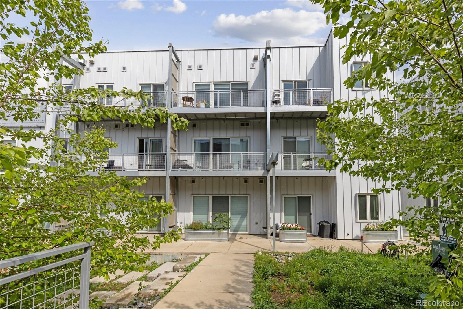 2550 Lawrence Street Unit: RB306