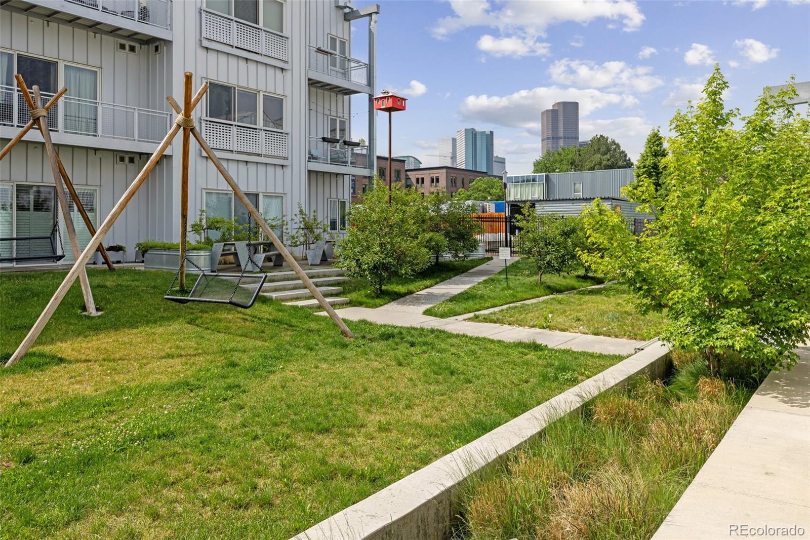 2550 Lawrence Street Unit: RB306