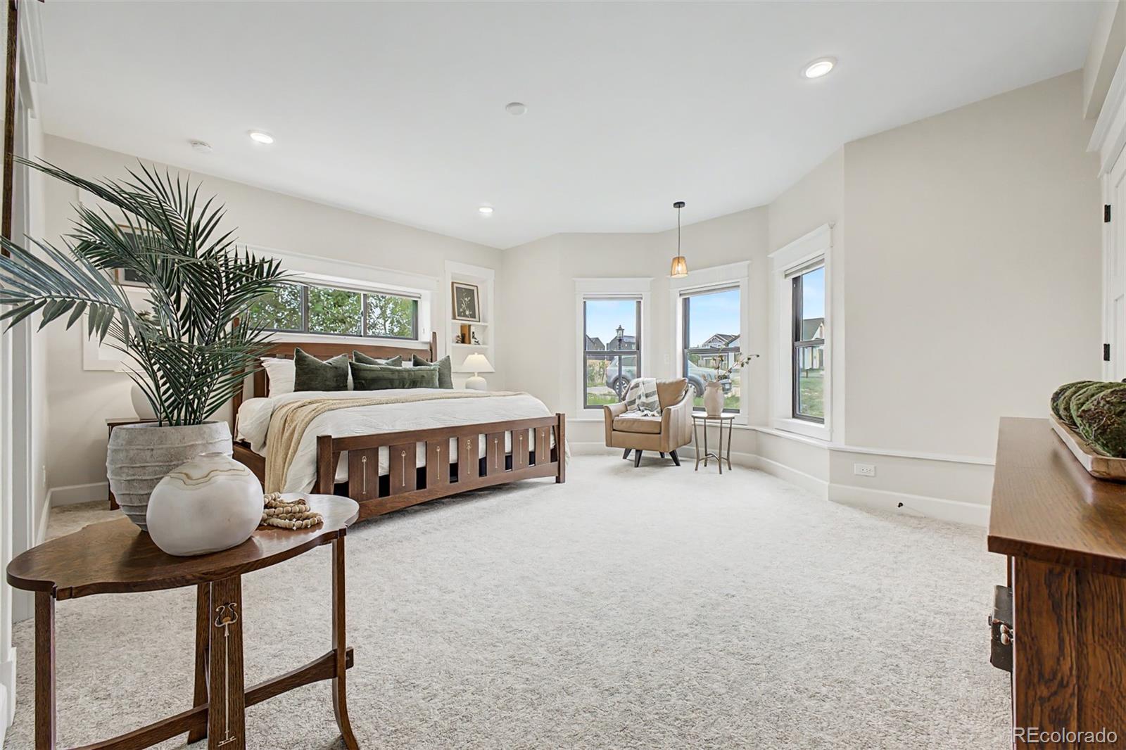 312 W Charles Street