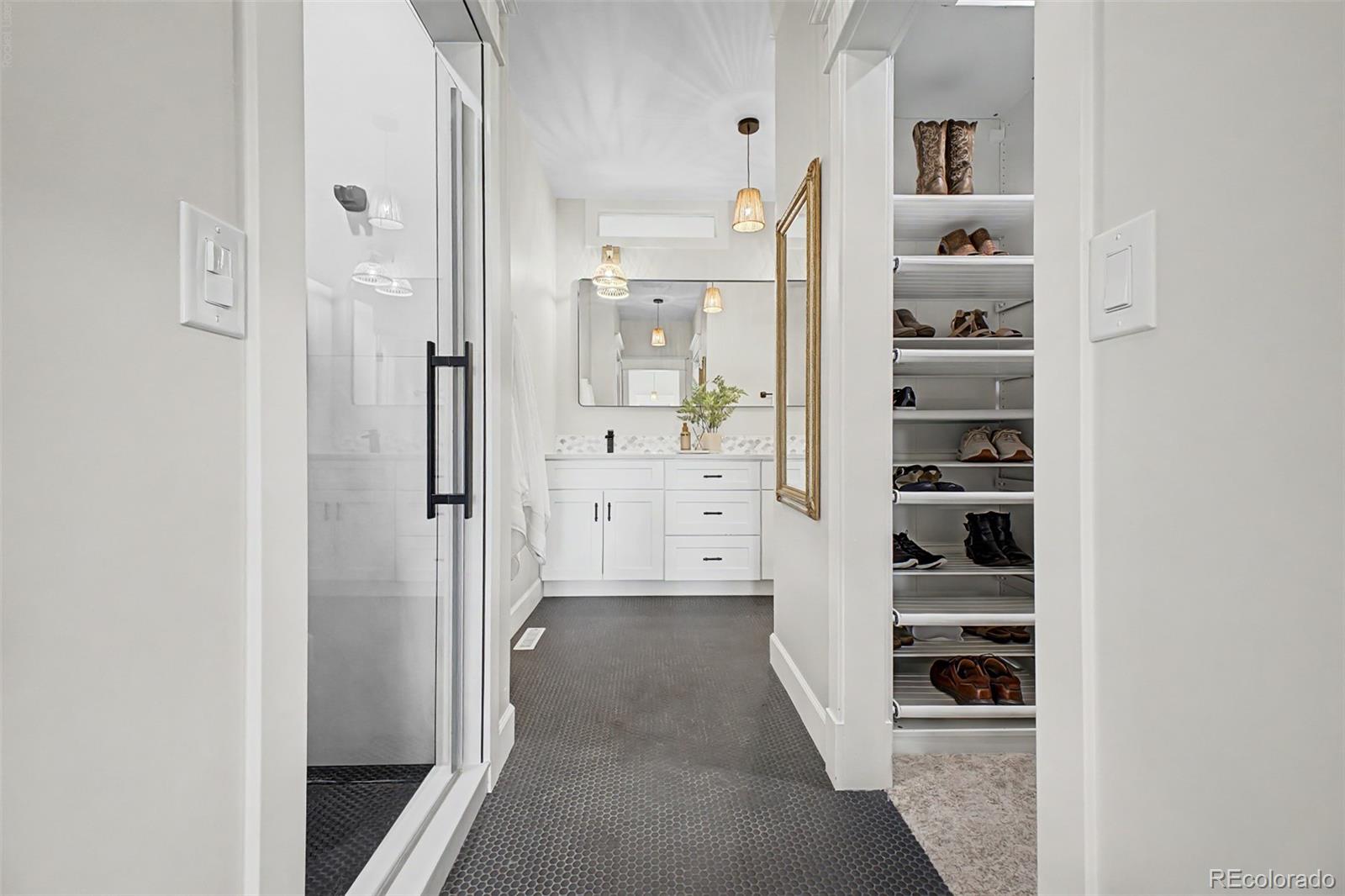 312 W Charles Street