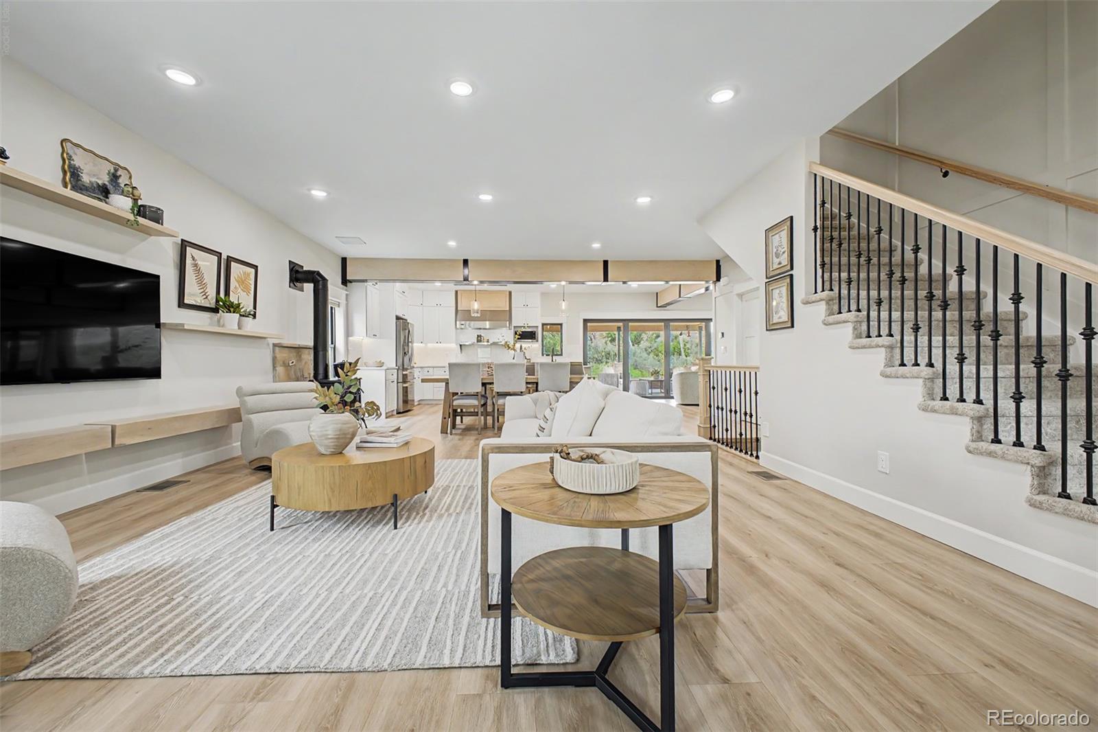 312 W Charles Street