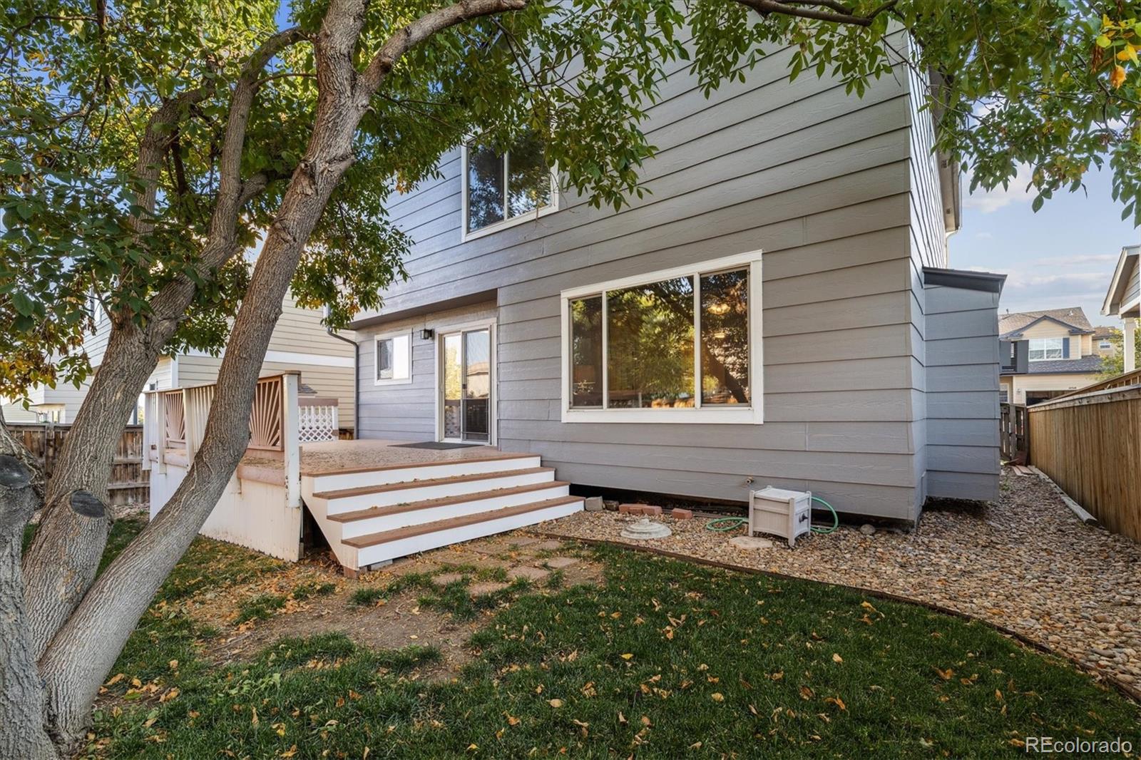 10315 Ravenswood Lane