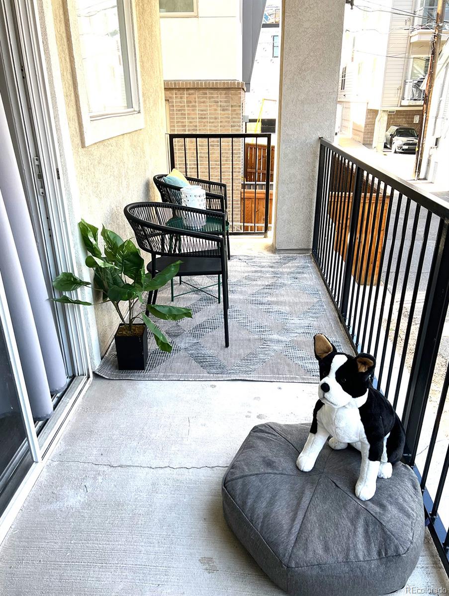 1735 N Ogden Street Unit: 107