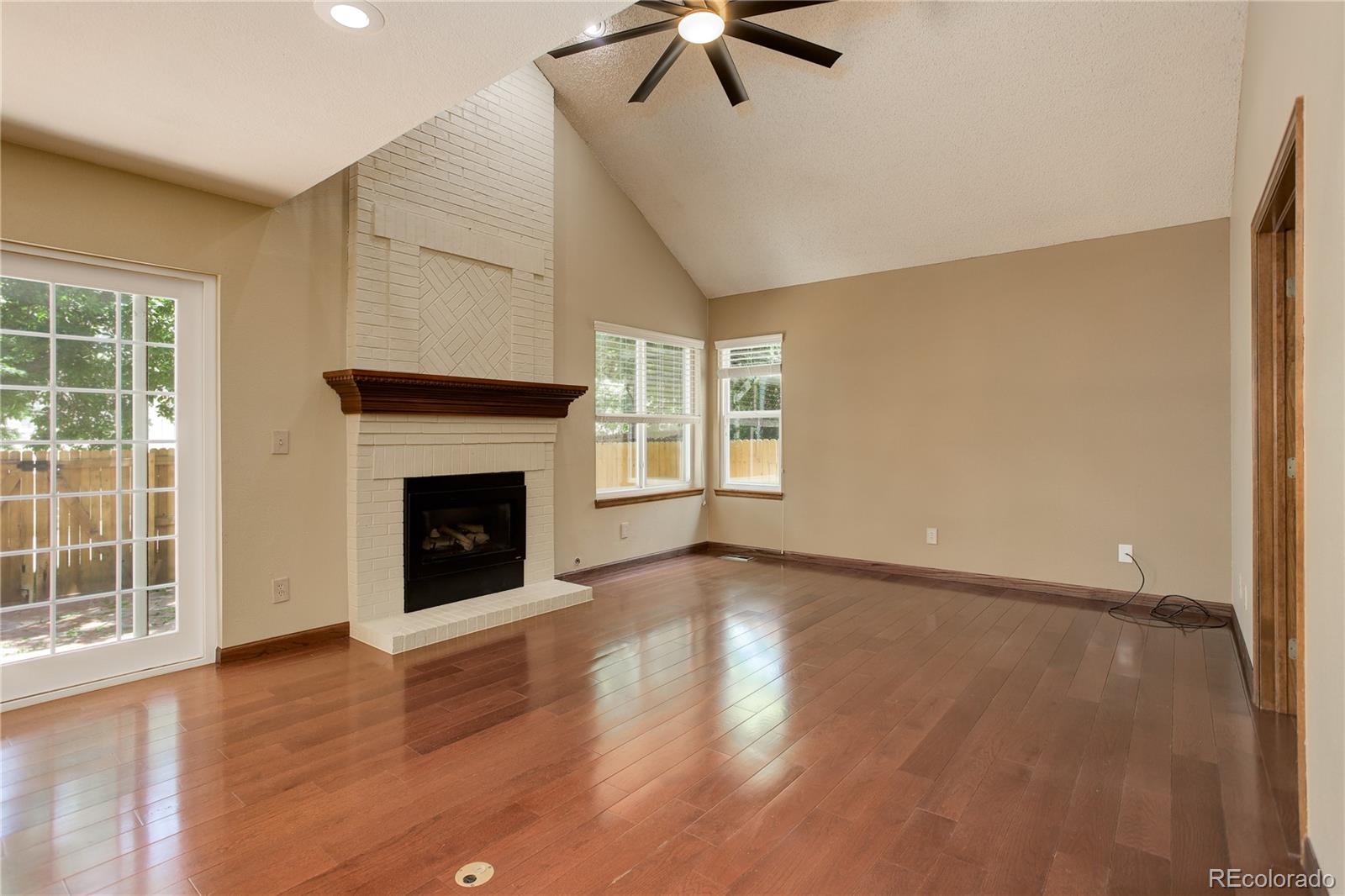 432 W Jamison Place
