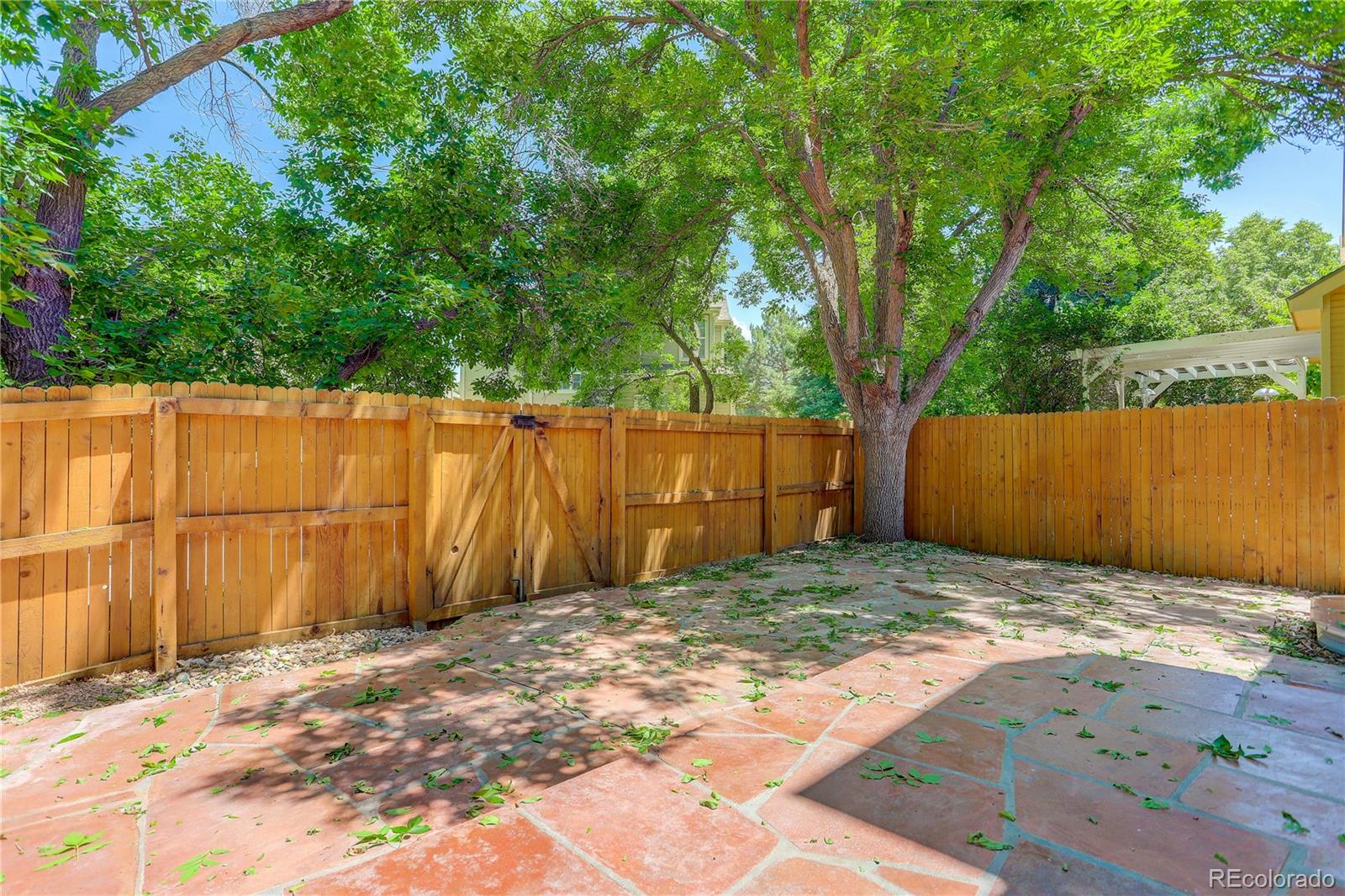 432 W Jamison Place