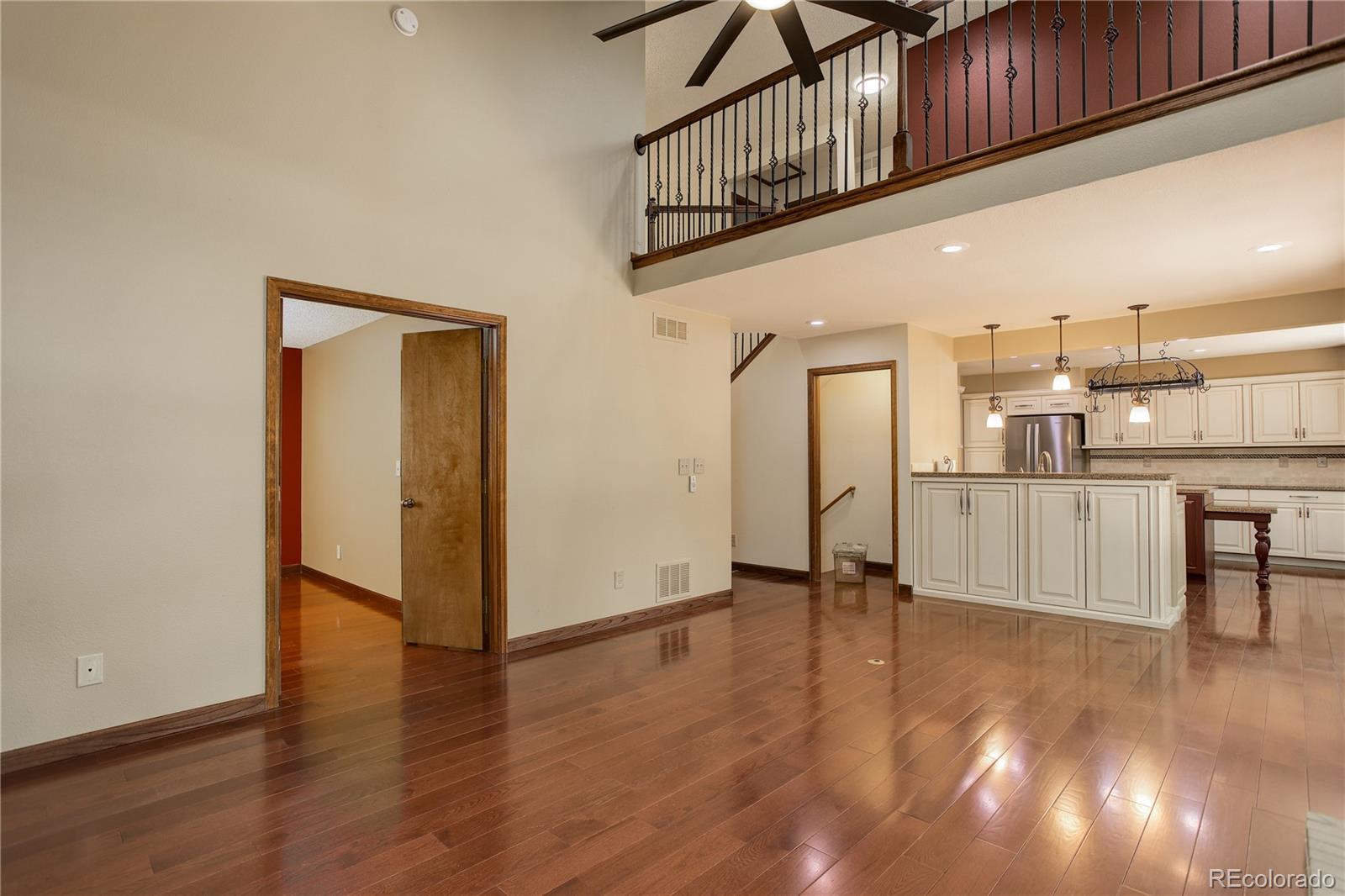 432 W Jamison Place