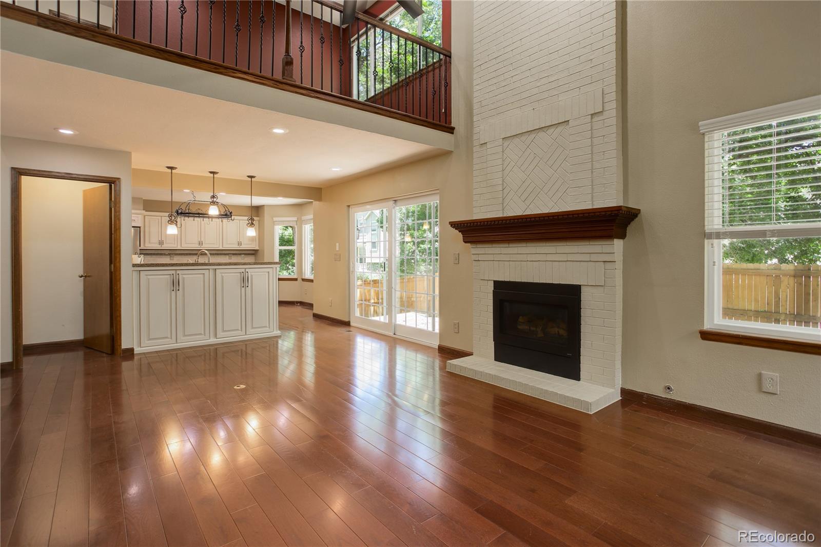 432 W Jamison Place