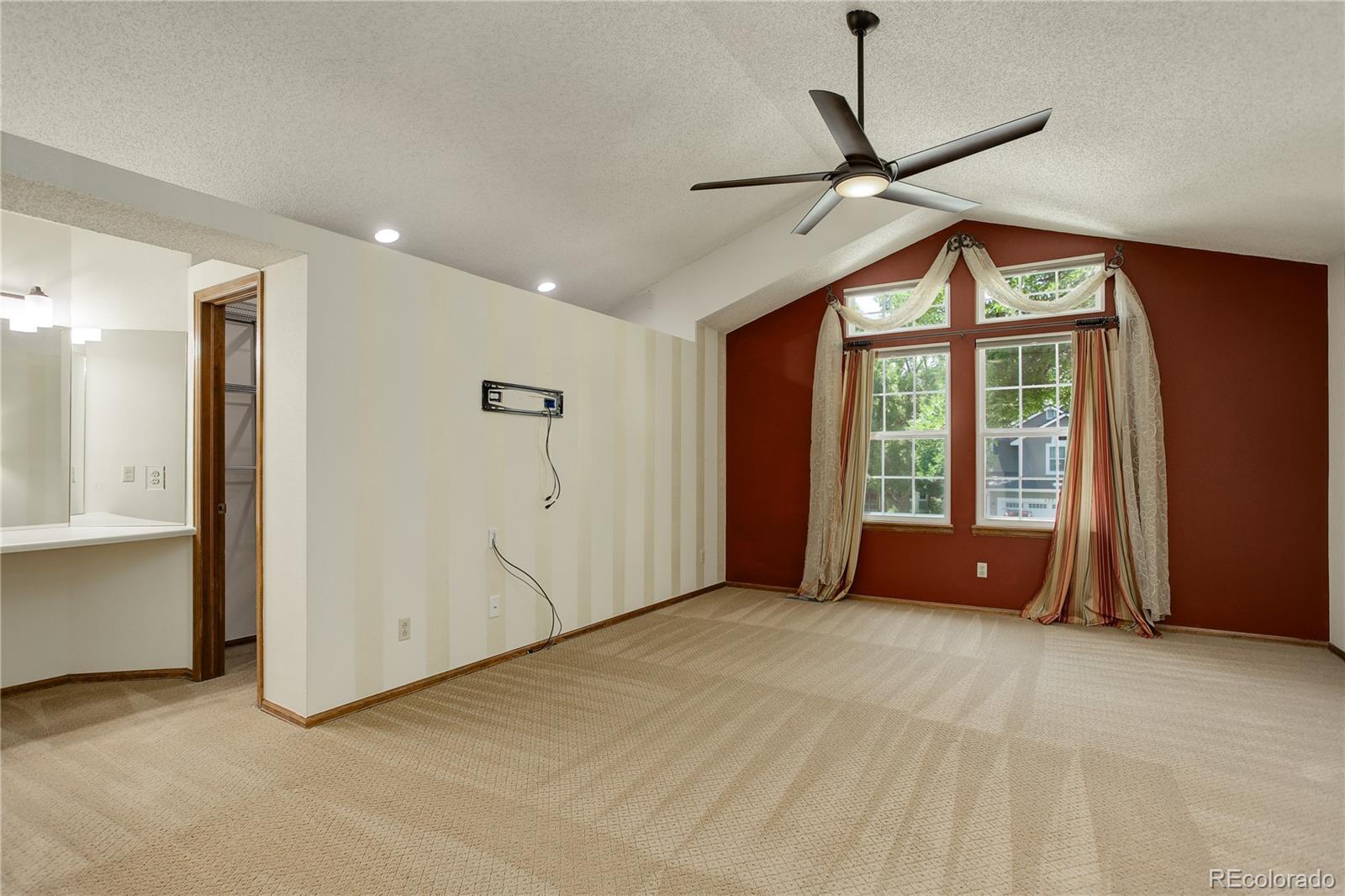 432 W Jamison Place