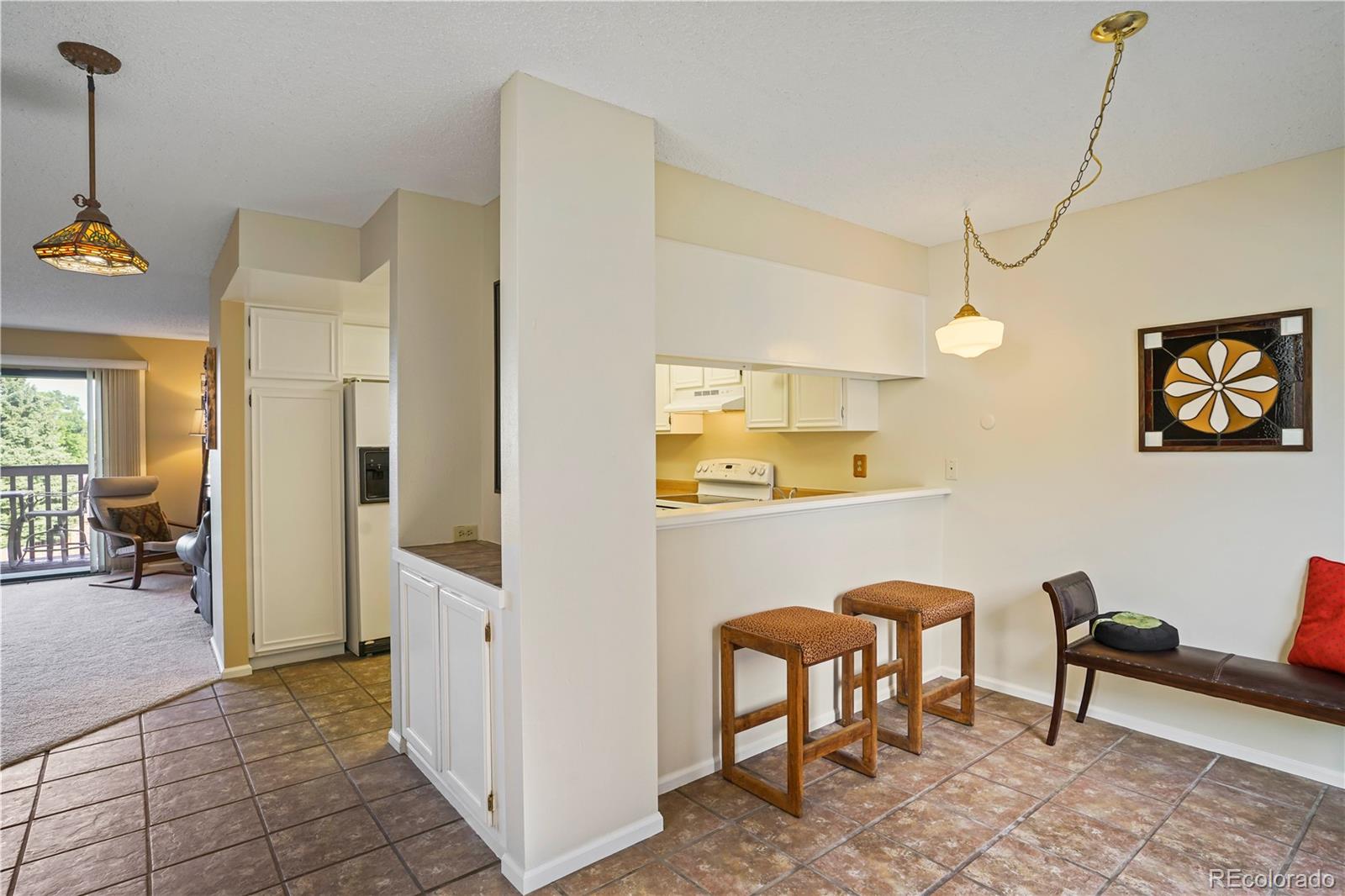 232 S Holman Way