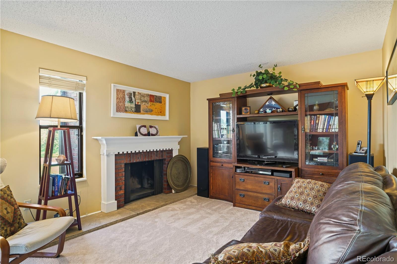 232 S Holman Way