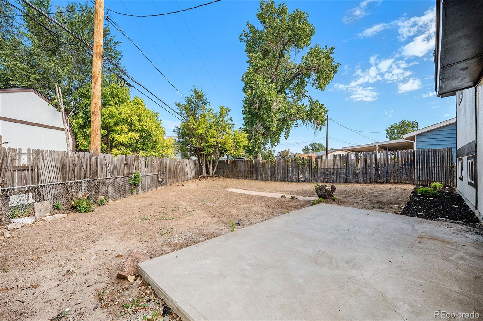 7261 E 78th Place