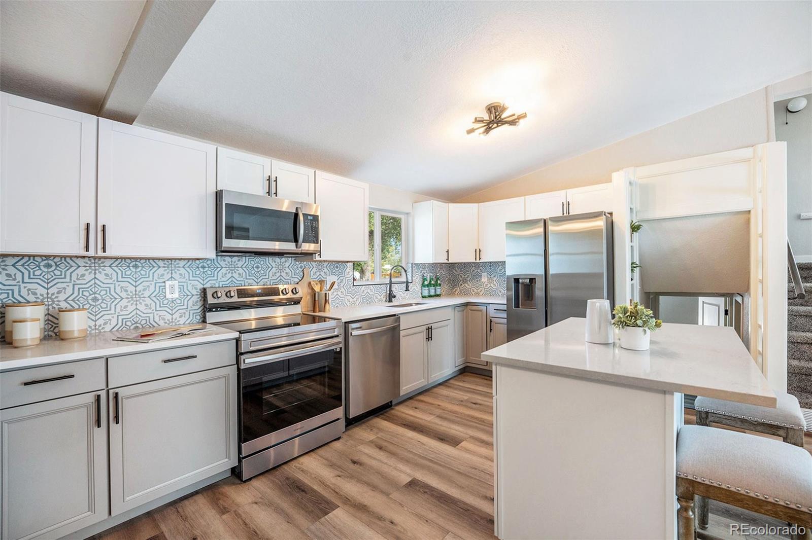 7261 E 78th Place