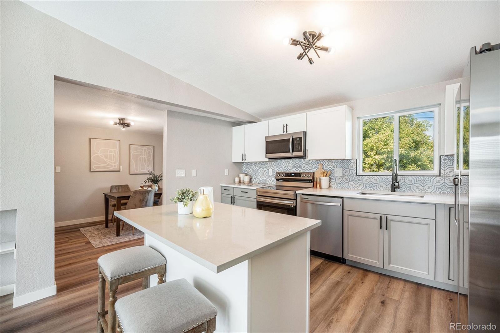 7261 E 78th Place