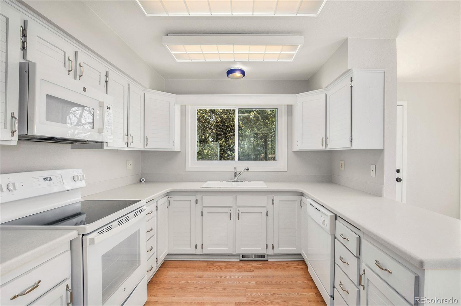 11248 Quivas Loop